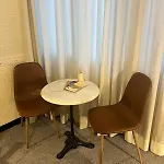 Center Modern 4